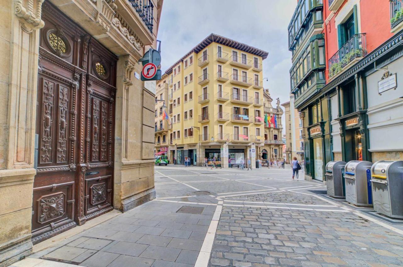 Apartamento El Rincon Del Chupinazo Pamplona Eksteriør billede